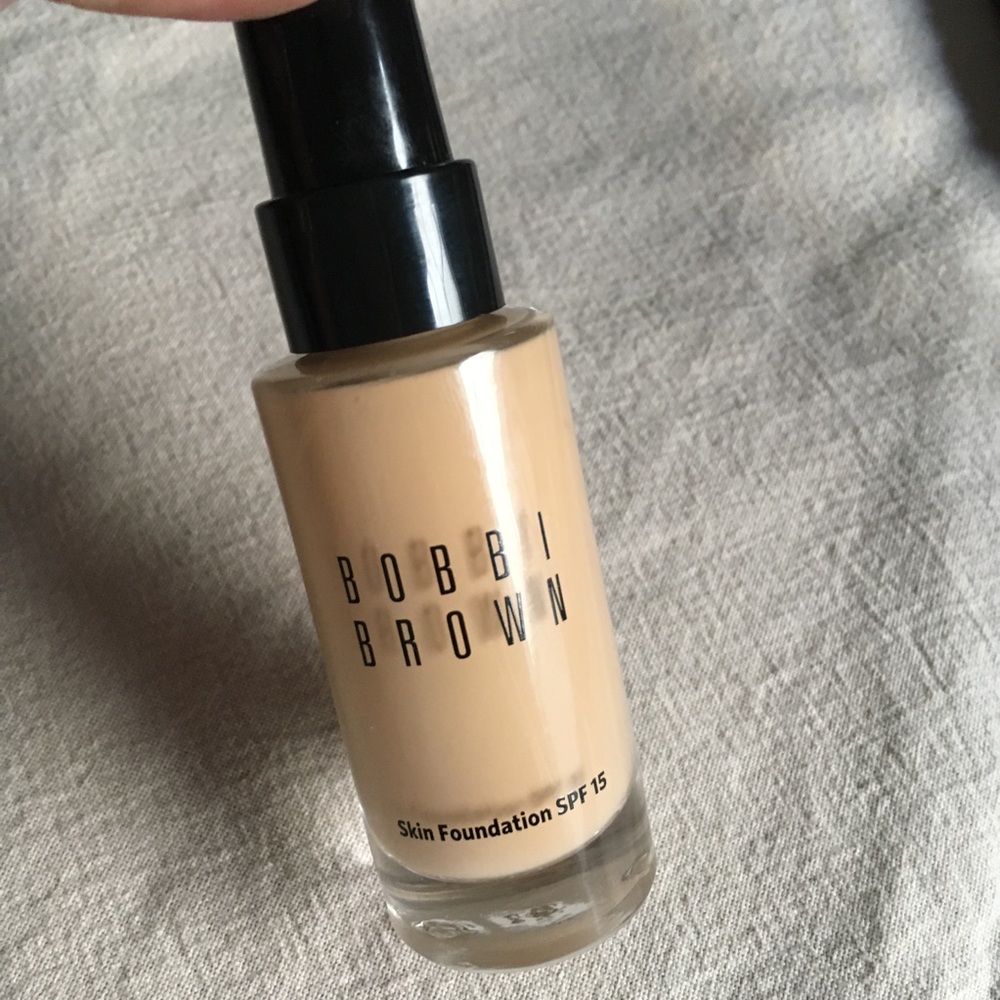 Bobbi brown longwear foundation. Warm beige